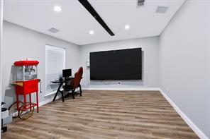 1503 Woodvine Drive - Photo 4