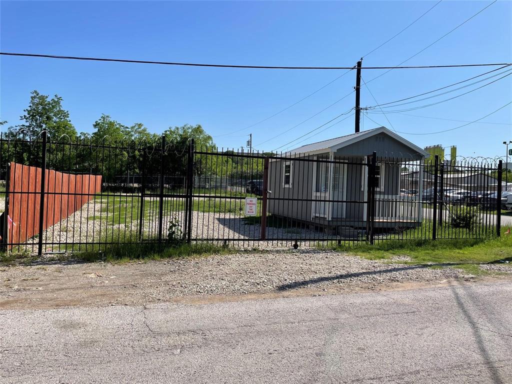 2846 Bedford Street - Photo 1