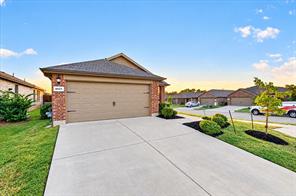 3927 Kipling Drive - Photo 2