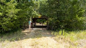 335 S Fm 80 - Photo 24