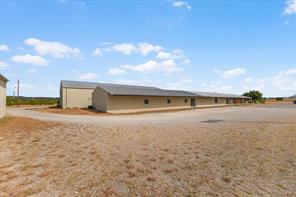 3206 W US Highway 377 - Photo 37