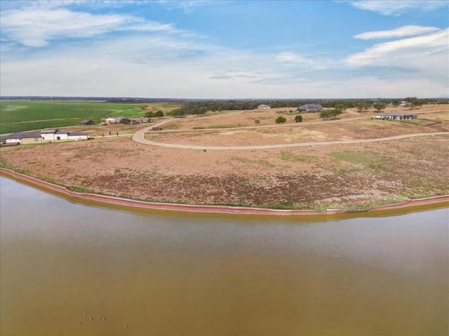 1219 Beacon Shore