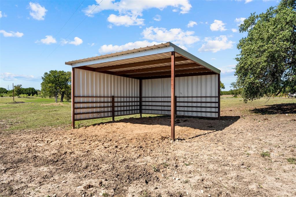 2610 Fm 107 - Photo 36