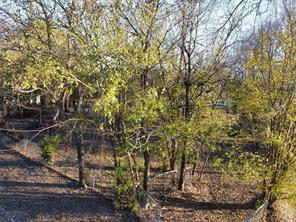 330 E Waco Avenue - Photo 3