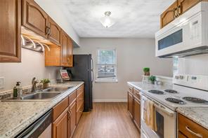 517 Aransas Drive - Photo 10