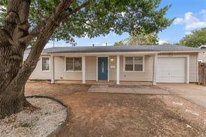 517 Aransas Drive - Photo 2