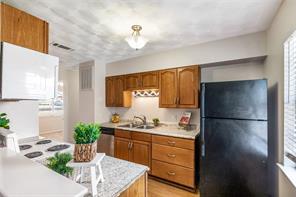 517 Aransas Drive - Photo 9