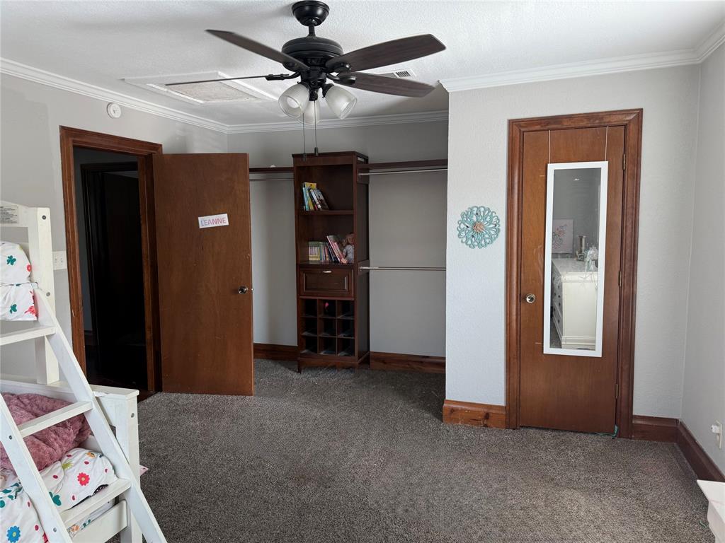 210 W Spring Street - Photo 10