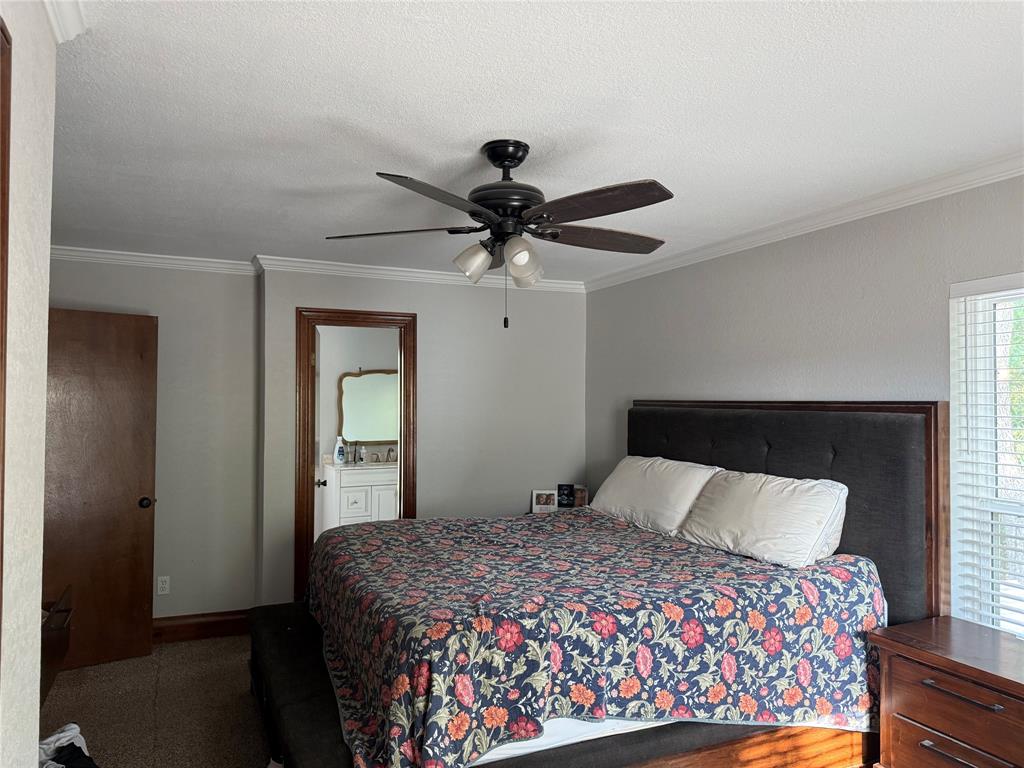 210 W Spring Street - Photo 12
