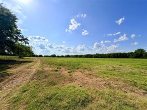 TBD CR 2145 - Photo 4