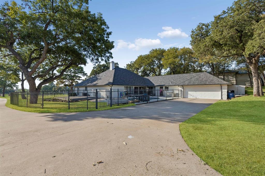 1459 Sunshine Lane - Photo 3
