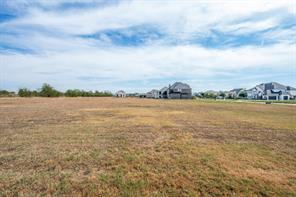 1104 Estate Drive - Photo 5