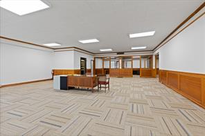 107 W Rusk - Photo 3