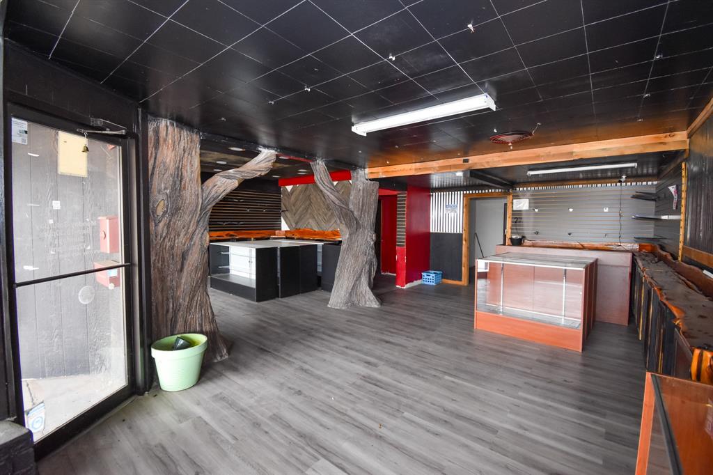 210 S Blackburn Street - Photo 4