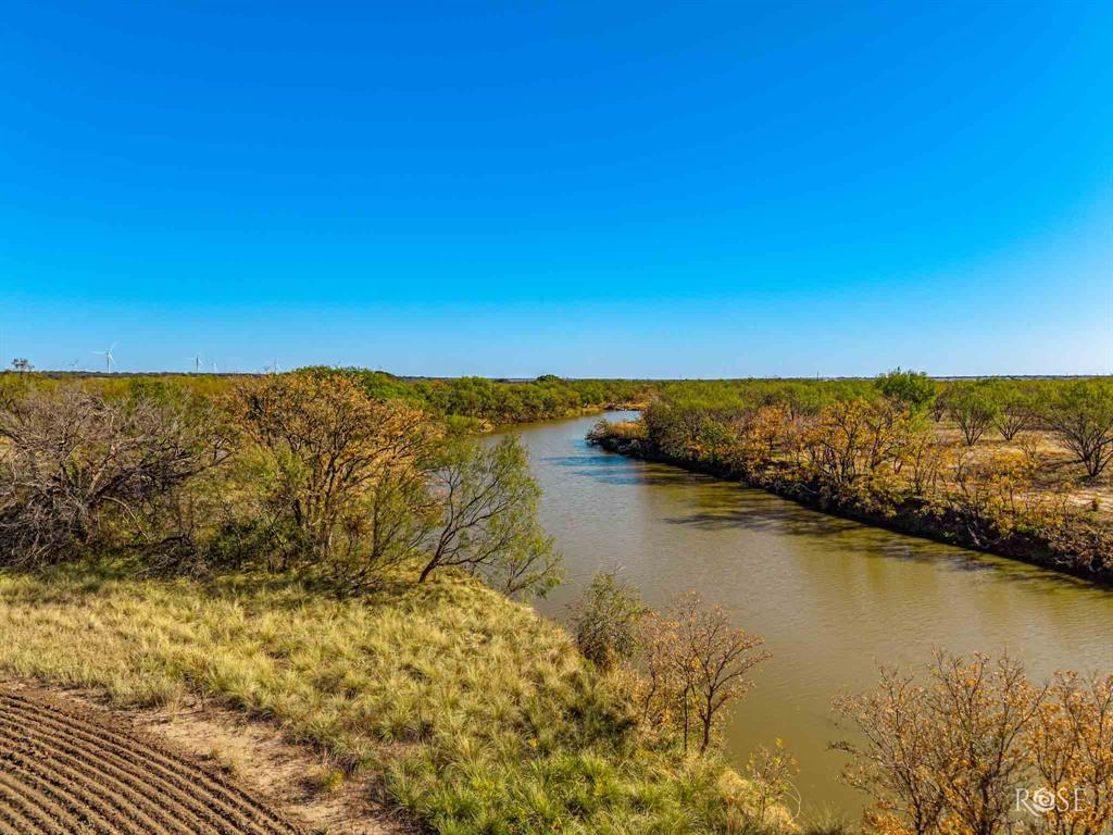 000 E Hwy 87 - Photo 29