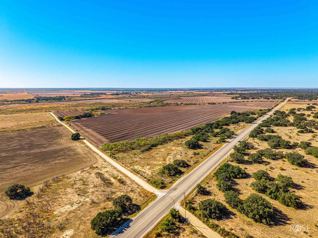 000 E Hwy 87 - Photo 36