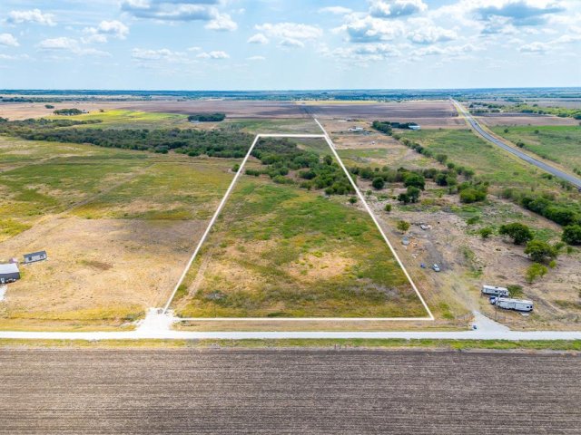 1627 Hill County Road 4242 N