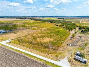 1627 Hill County Road 4242 N - Photo 5