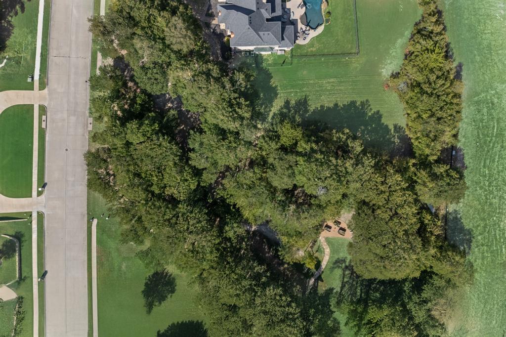 133 Falcon Point Drive - Photo 2