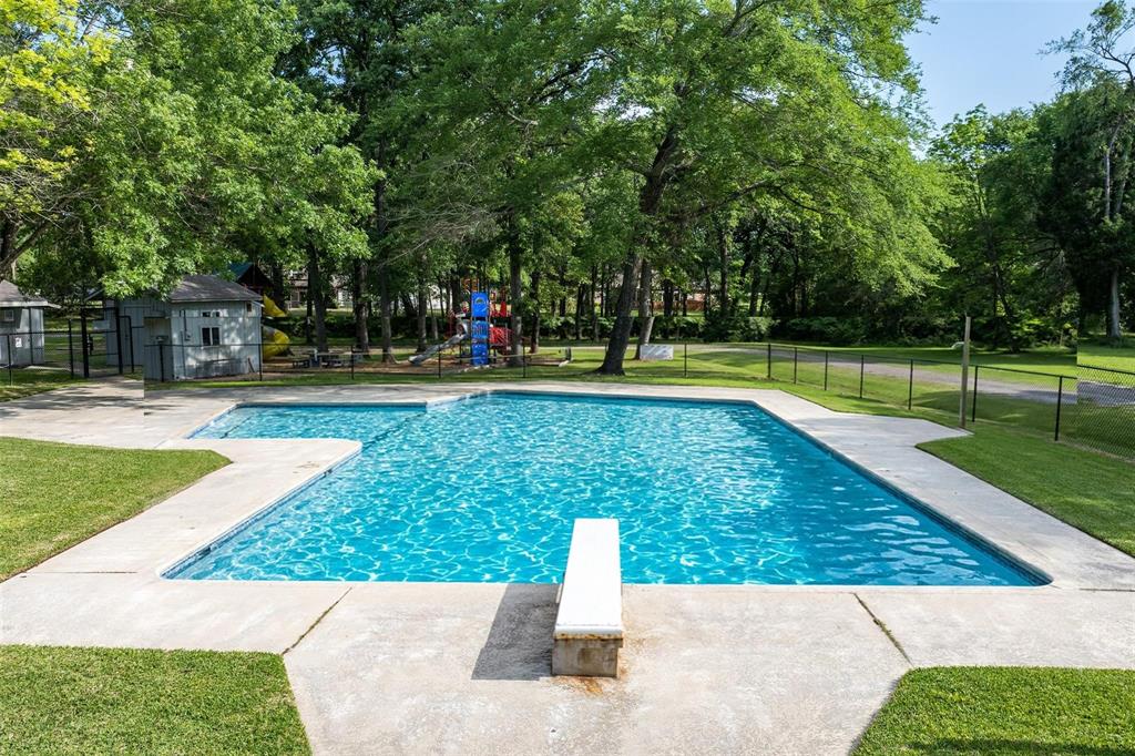 104 Lark Drive - Photo 1