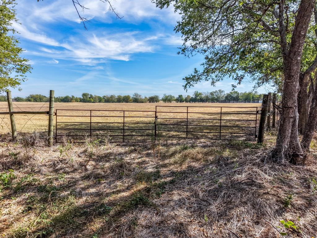 TBD CR 4758 - Photo 8
