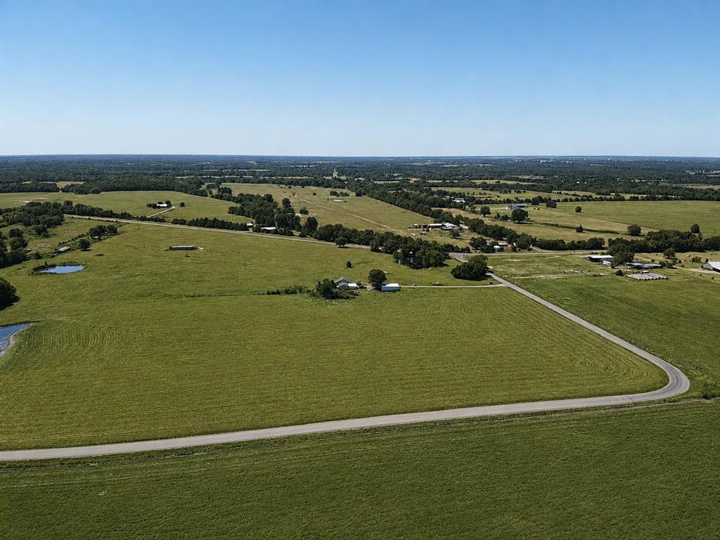 000 Lot 3 CR 33500 - Photo 1