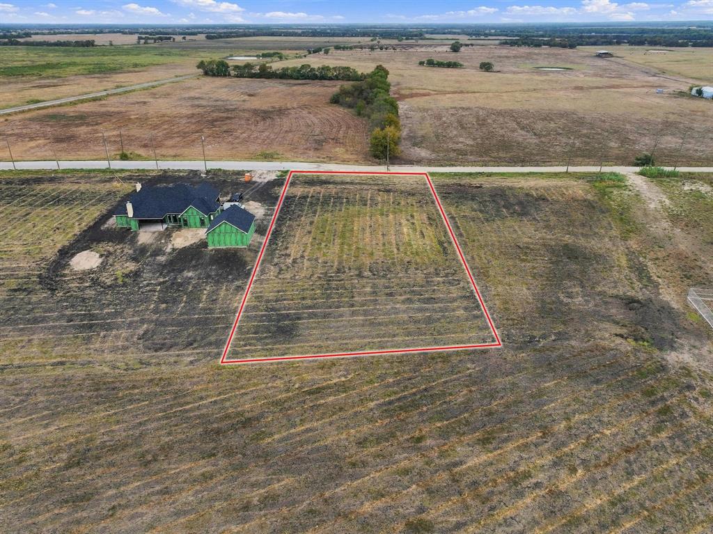 1903 County Road 2162 - Photo 4