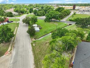 602 Trinity Street - Photo 4