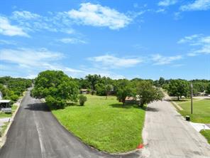 602 Trinity Street - Photo 9