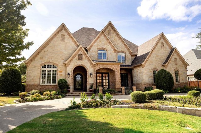 2109 Miracle Point Drive