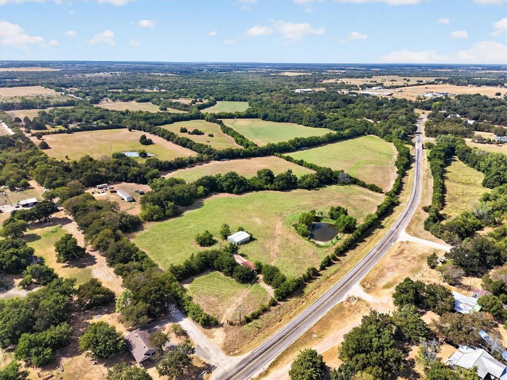 913 County Road 4232 - Photo 1