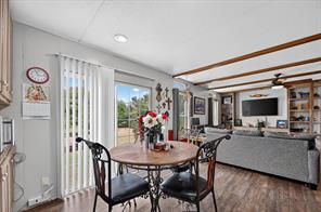 913 County Road 4232 - Photo 12