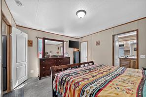 913 County Road 4232 - Photo 18
