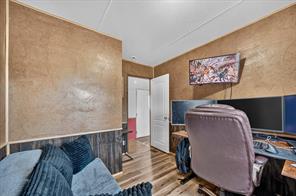 913 County Road 4232 - Photo 22