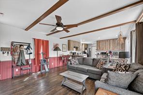 913 County Road 4232 - Photo 7