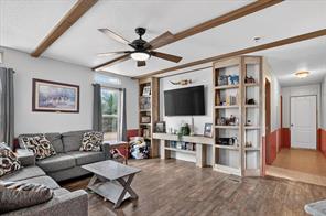 913 County Road 4232 - Photo 9