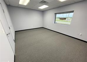 5940 Kroger Drive - Photo 15