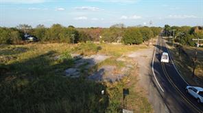 702 Bonham Street - Photo 5