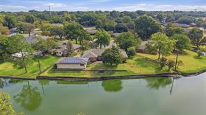 1609 Lakewood Drive - Photo 3
