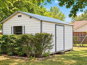 231 Brazos Street - Photo 18