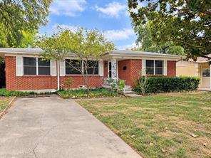 231 Brazos Street - Photo 2