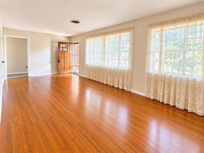 231 Brazos Street - Photo 3