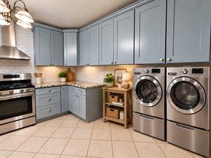 231 Brazos Street - Photo 9