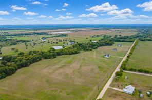2599 VZ County Road 3820 - Photo 4