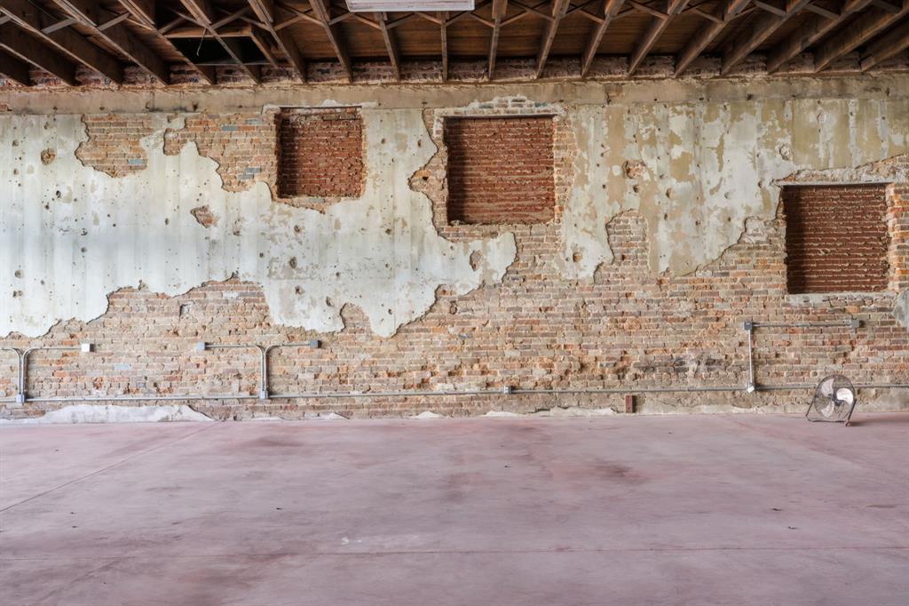 108 N Johnson - Photo 12