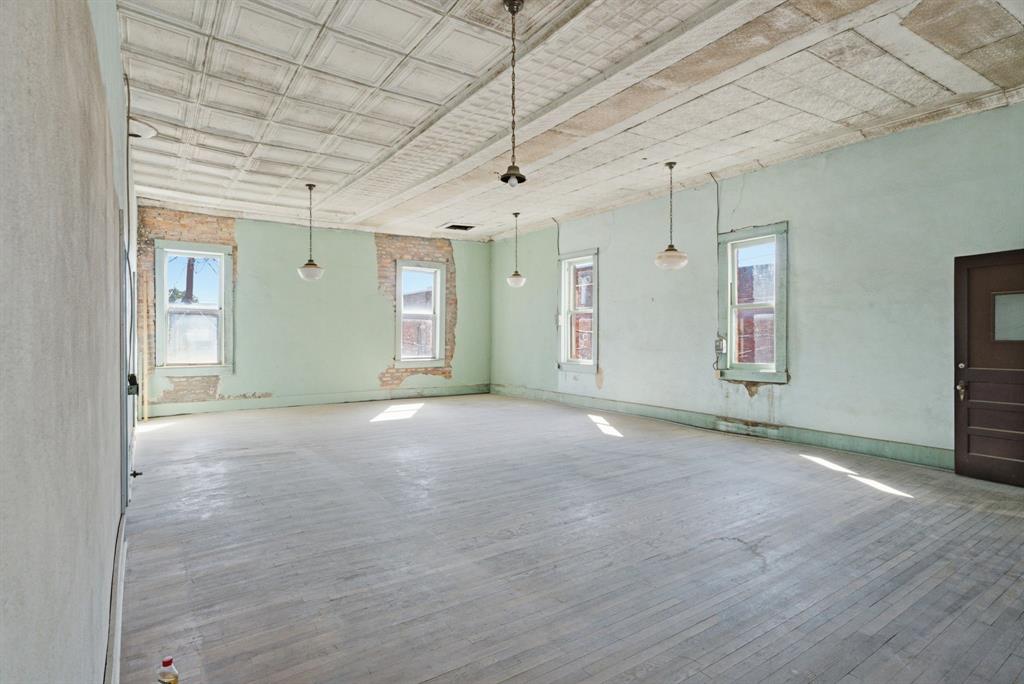 108 N Johnson - Photo 17