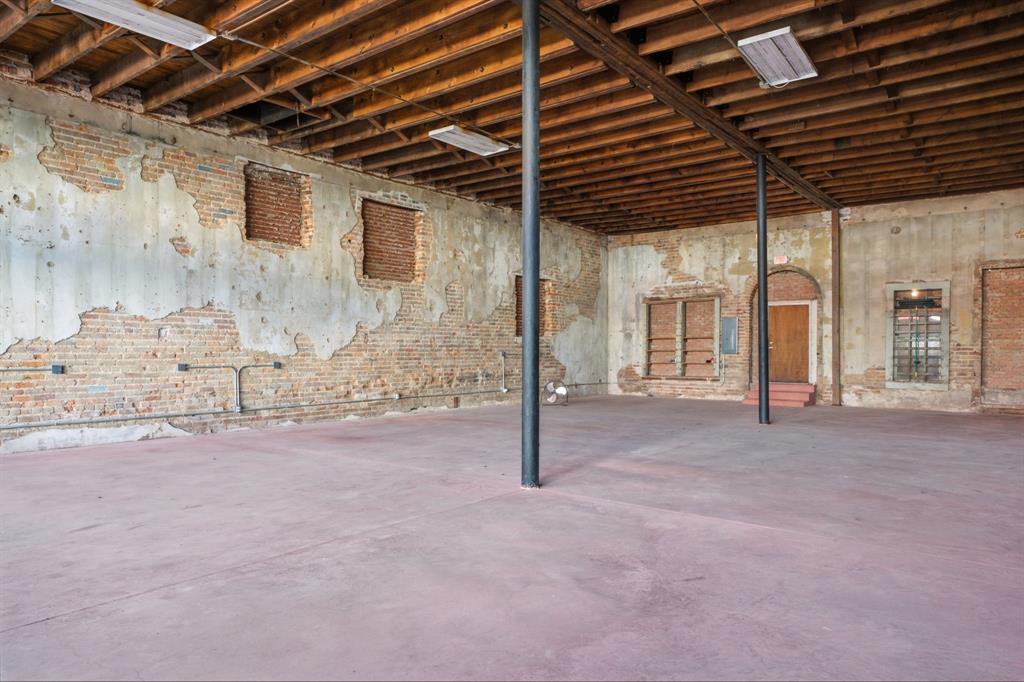 108 N Johnson - Photo 9