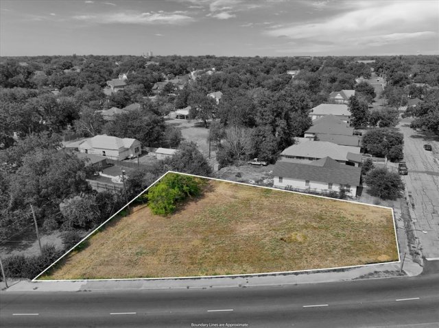 1401 W Waco Drive