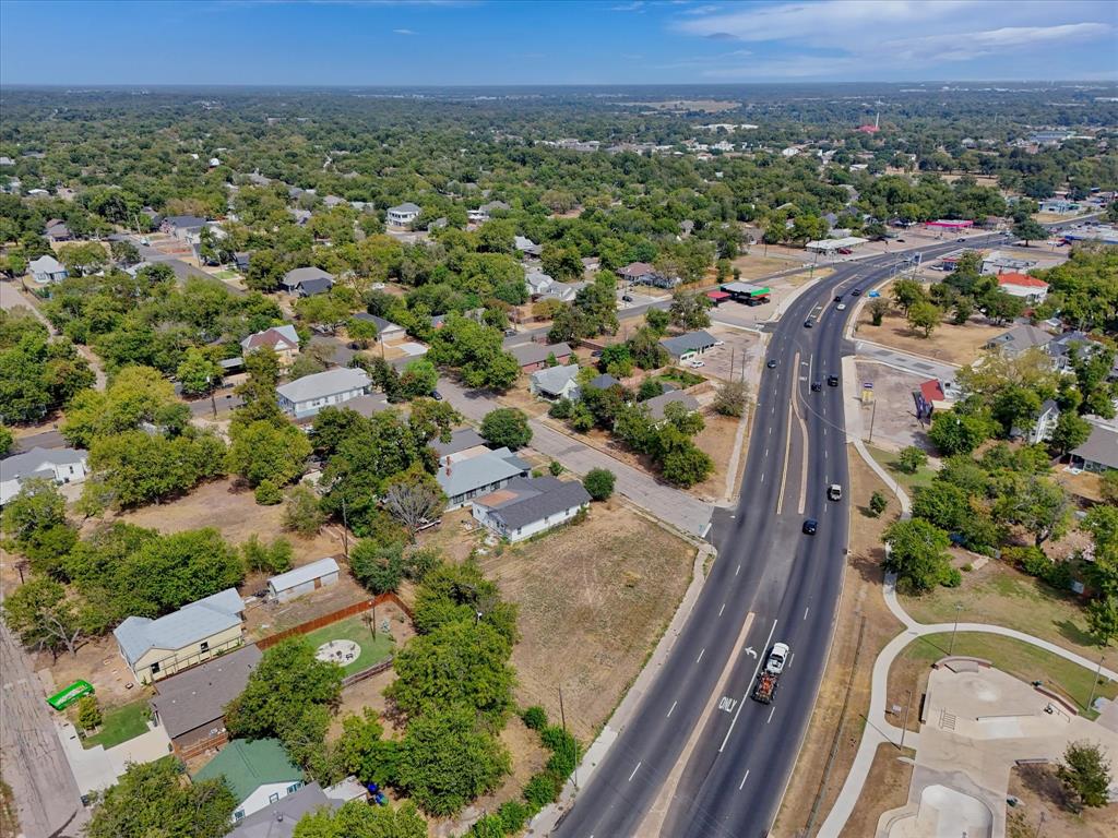 1401 W Waco Drive - Photo 11