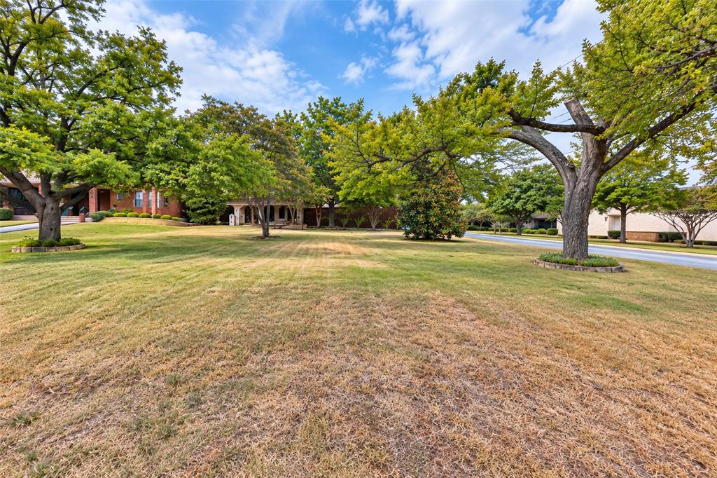 9345 E Lake Highlands Drive - Photo 3